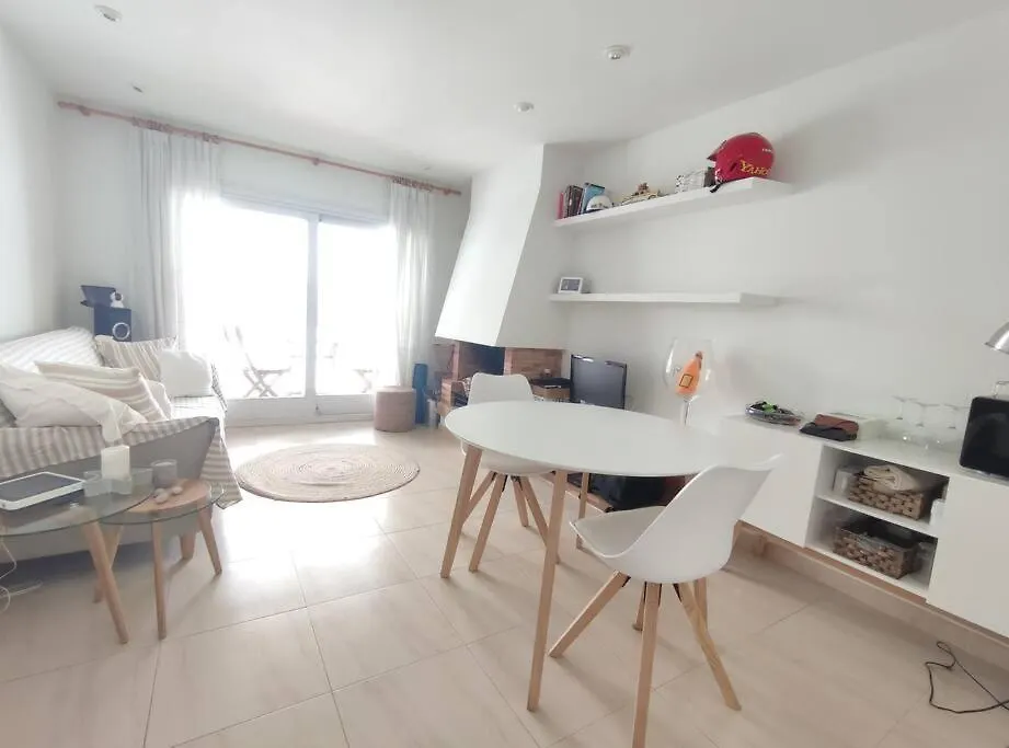 2 Minutes Walking To The Beach Parking Included Calella De Palafrugell Apartment